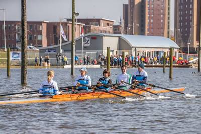 ijsbaan-de-ijssel-bij-vzod-foto-richard-tennekes-verkleind